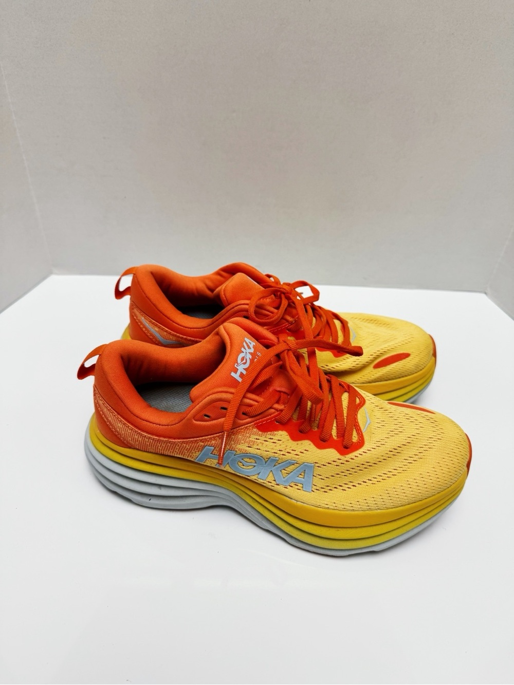 Hoka - Bondi 8
